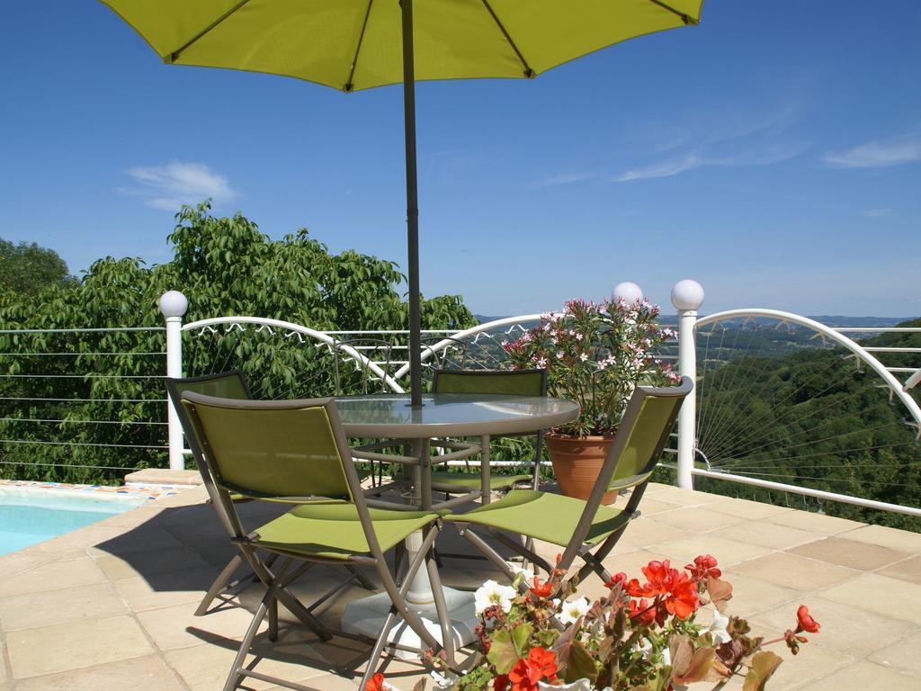 Modern Holiday Home With Private Pool Loubressac Kamer foto