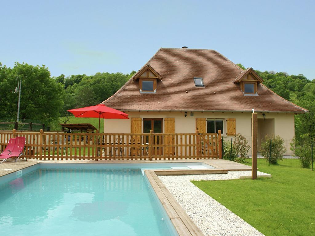 Modern Holiday Home With Private Pool Loubressac Buitenkant foto
